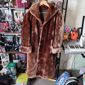Vintage Mouton? Fur Coat Women’s L Long Brown Heavy Winter Jacket